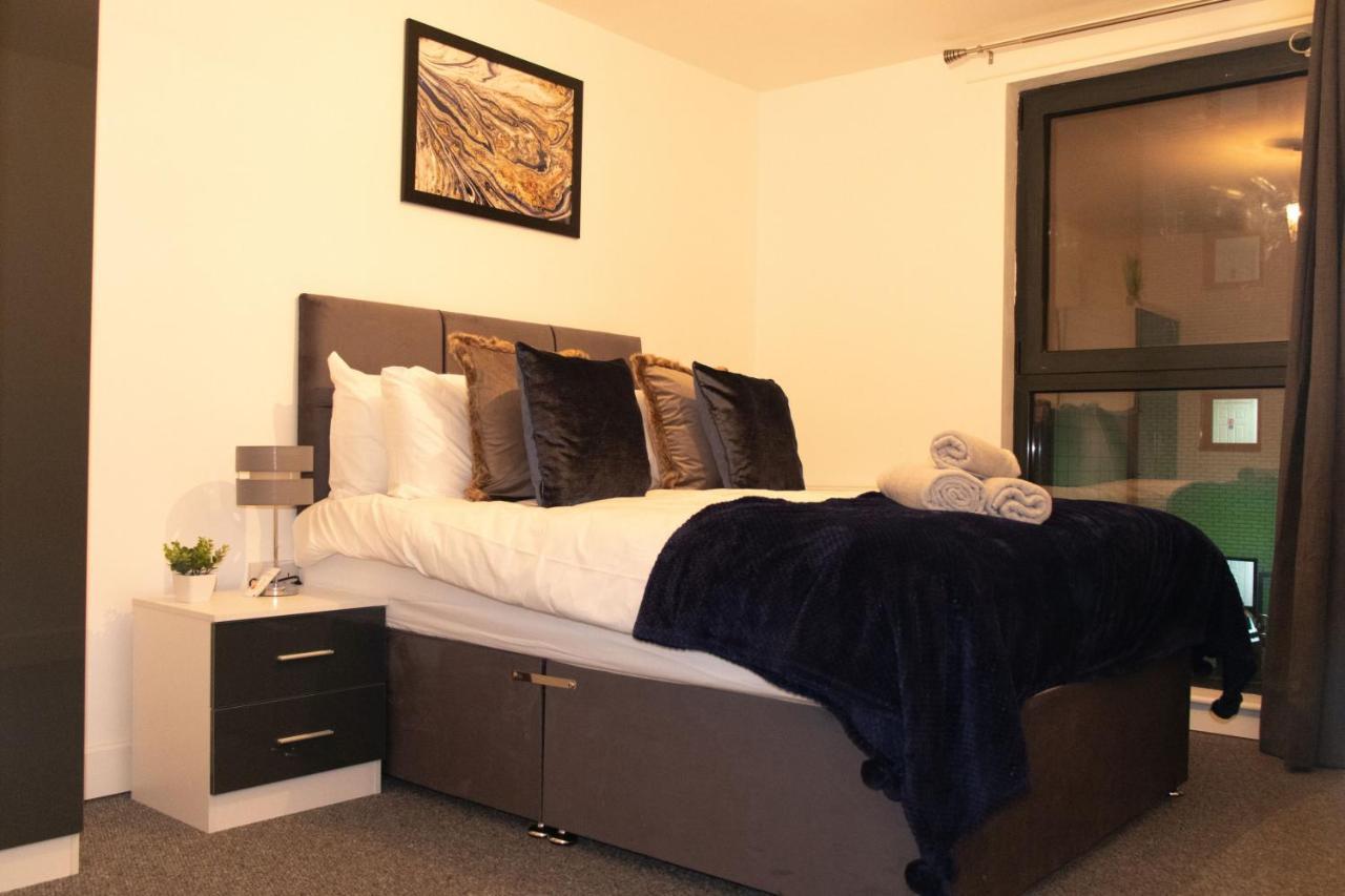 Livestay-Modern Apartment Minutes Away From Heathrow Slough Zewnętrze zdjęcie
